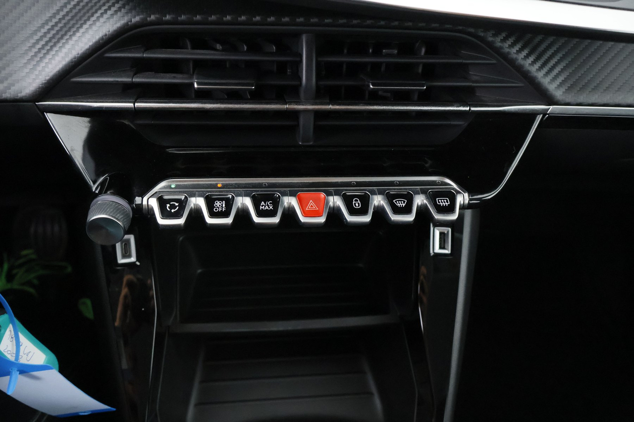 Peugeot 2008 — photo 24