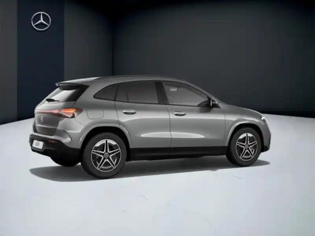 Mercedes Eqa 250+ amg line — photo 20