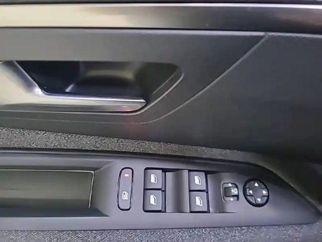 Peugeot 3008 puretech 130ch s&amp;s eat8 — photo 54