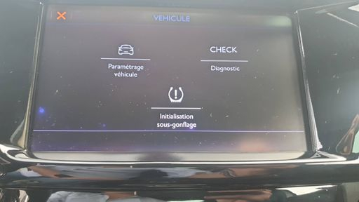 DS DS3 1.2 PureTech 110 - Connected Chic – 2018 – 122795 km – Essence – Boîte Manuelle — photo 27