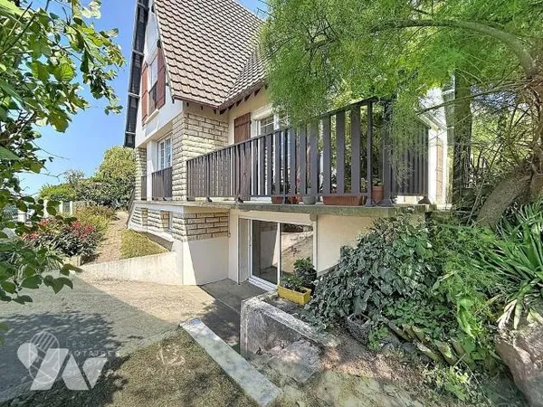 Maison 7 pièces 165 m²