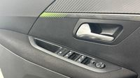 Peugeot 208 1.2 PureTech 100ch S&S Active — photo 19