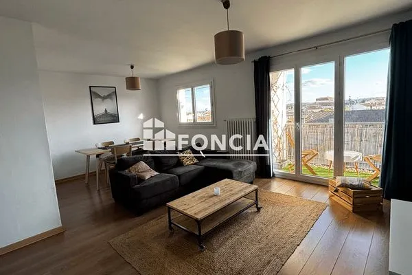 Appartement meublé 3 pièces 69 m²