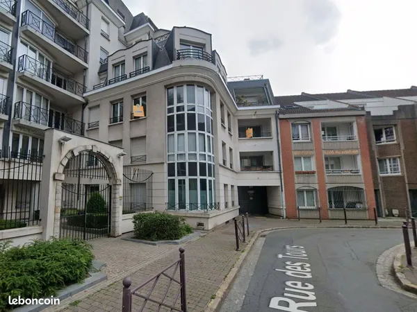 Parking sécurisé rue des Tours Lille