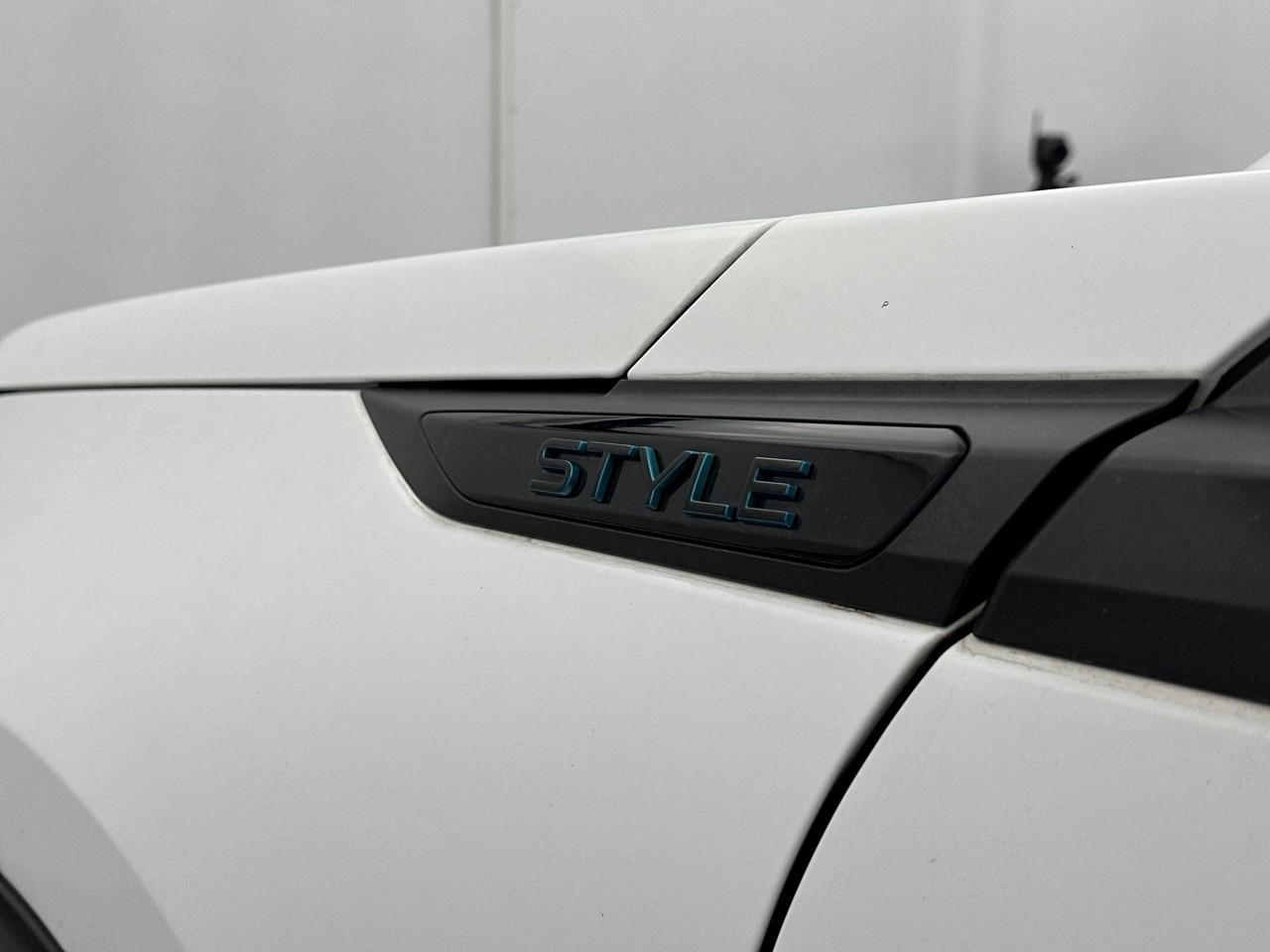 Peugeot 2008 puretech 100 s&s bvm6 style — photo 31