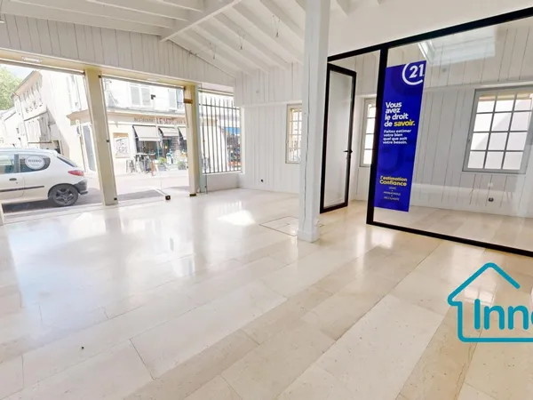 Loue local commercial - 128 m² - Versailles 78000