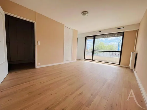 Appartement 1 pièce 28 m²