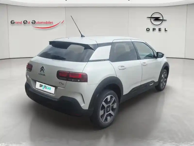 Citroën C4 bluehdi 110ch s&amp;s shine — photo 6