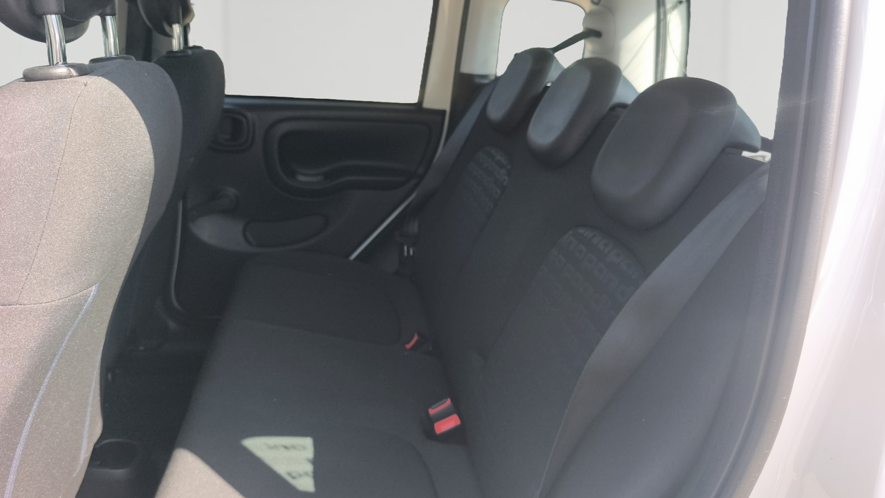 Fiat Panda 1.0 70 ch Hybrid BSG S/S — photo 12