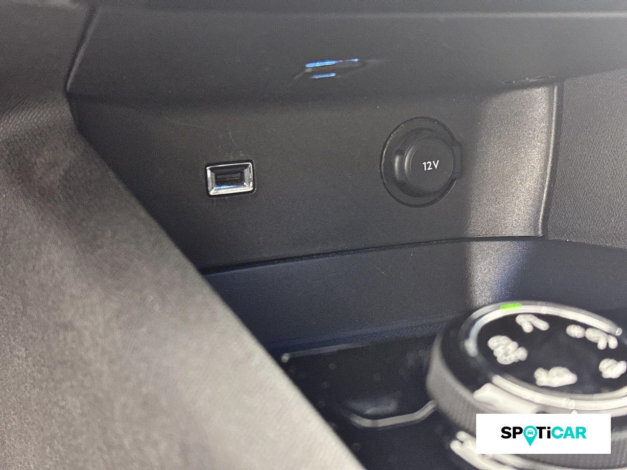 Peugeot 5008 1.2 puretech 130ch s&s allure pack — photo 19
