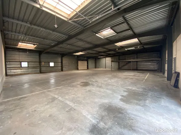 Local 630 m² LA ROCHELLE