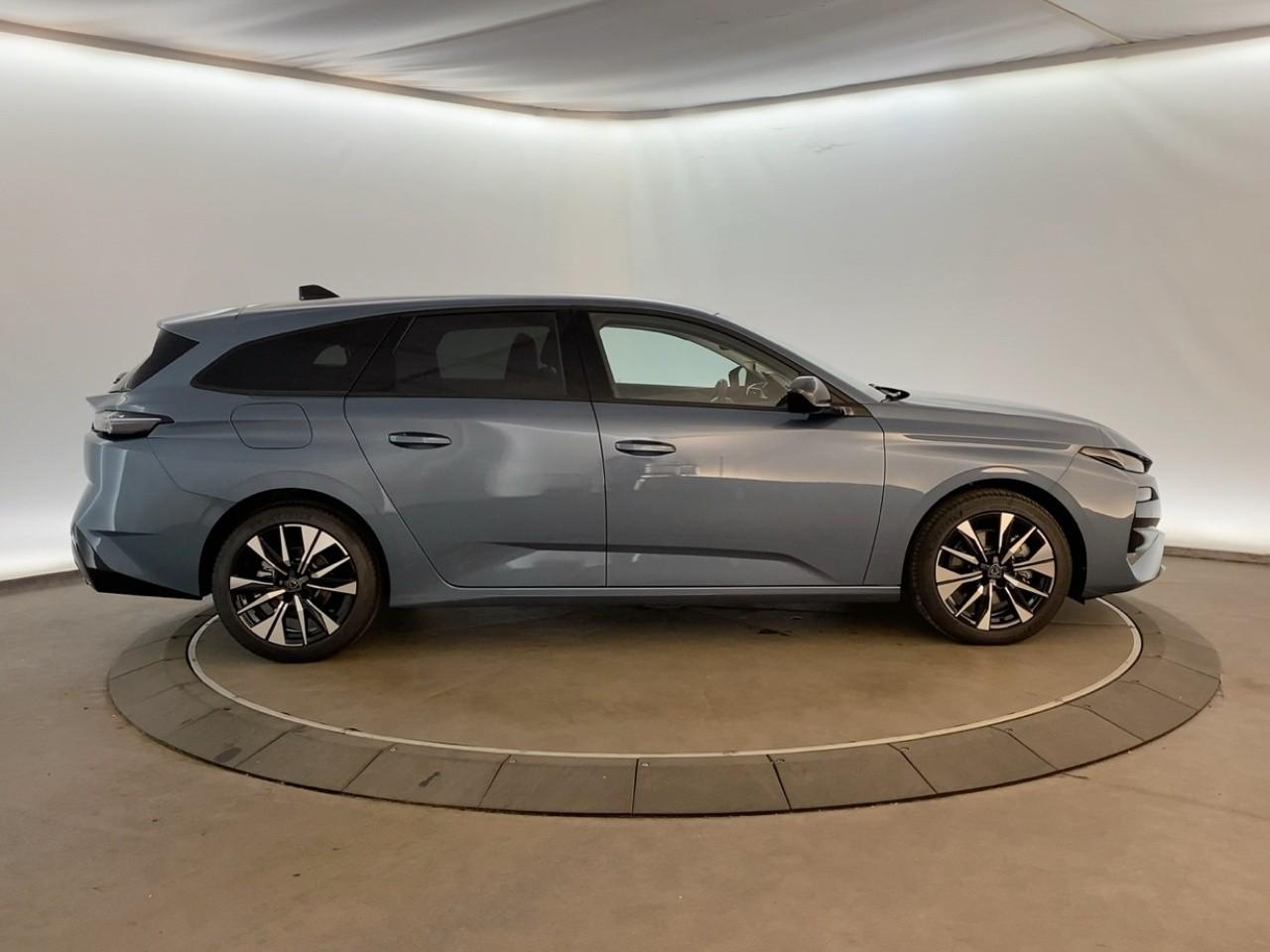 Peugeot 308 sw bluehdi 130ch s&s eat8 allure — photo 4