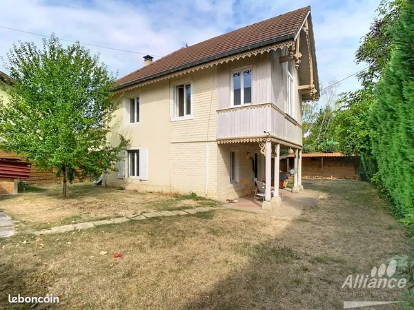 Propriété 5 pièces 110 m²