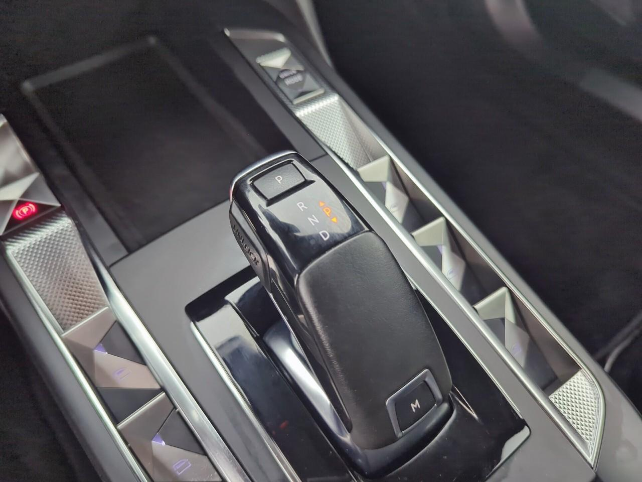 Ds Ds 3 crossback puretech 155 eat8 grand chic — photo 27