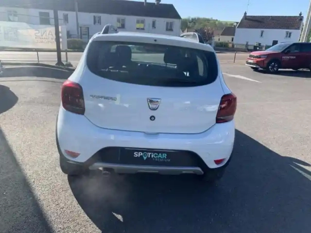 Dacia Sandero 1.0 eco-g 100ch evasion — photo 7