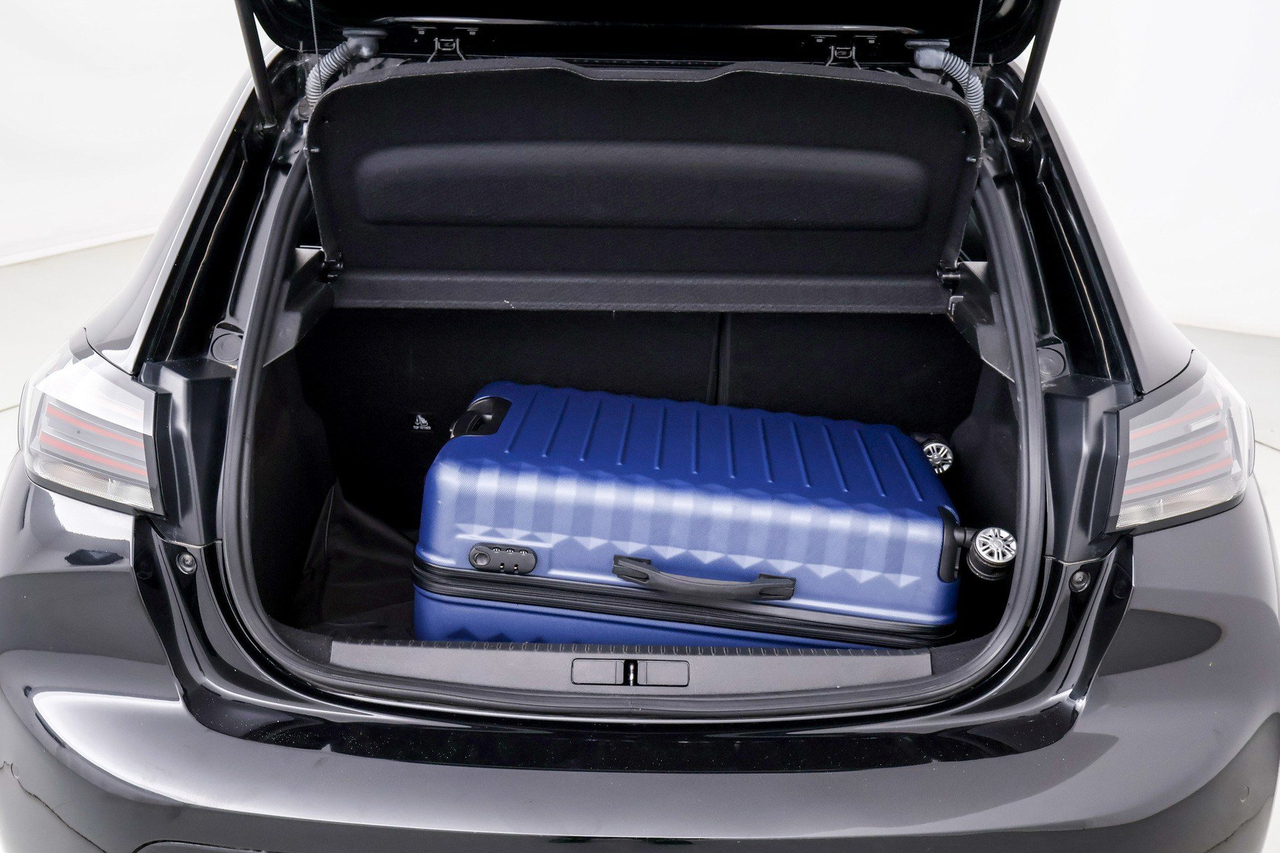 Peugeot 208 — photo 15