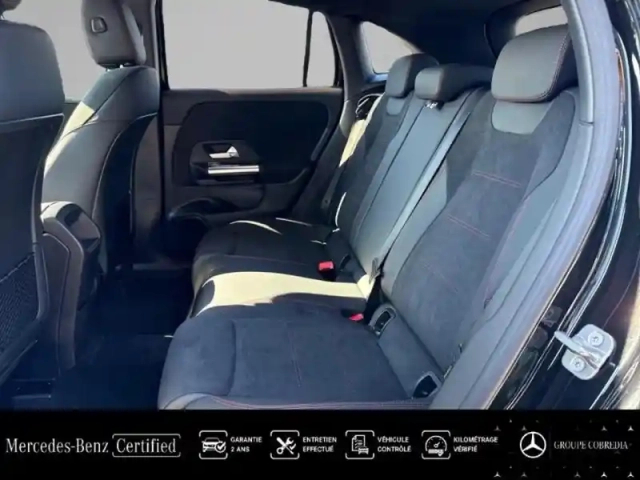 Mercedes Gla 200 d 150ch amg line 8g-dct — photo 11