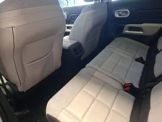 Citroën C5 Aircross puretech 180 s&amp;s eat8 — photo 38