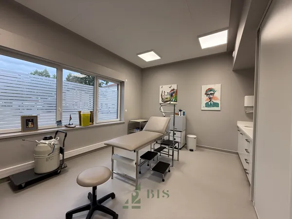 Local professionnel 31 m²