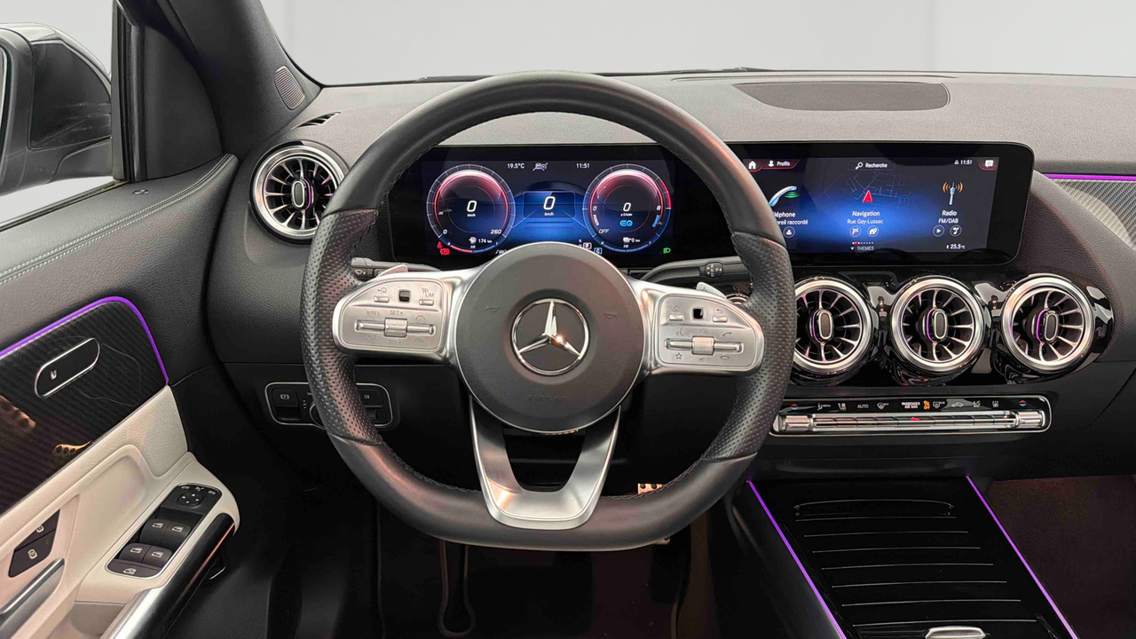 Mercedes GLA 250 e 8G-DCT — photo 10