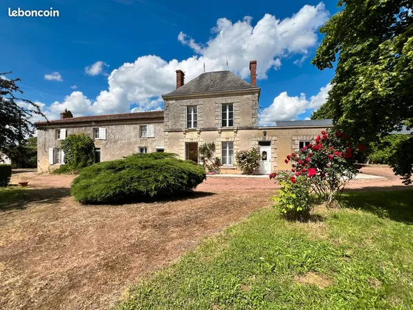 Ancien corp de ferme avec maison