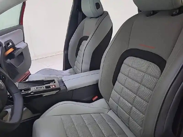 Citroën C5 Aircross hybride 145 ch e-dcs6 — photo 37