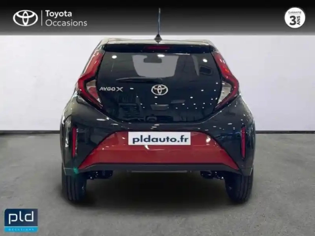 Toyota Aygo X 1.0 vvt-i 72ch design my24 — photo 8