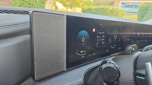 Hyundai Santa Fe 1.6 T-GDI 253 - Executive – 2024 – 13942 km – Hybride rechargeable – Boîte Automatique — photo 49
