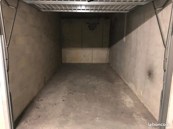 Box / garage dans résidence sécurisé