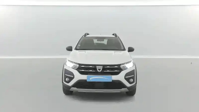 Dacia Sandero eco-g 100 — photo 16