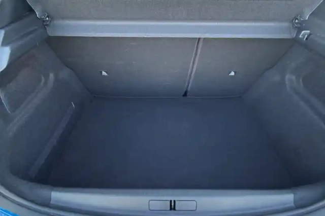 Peugeot 208 puretech 100 s&amp;s eat8 — photo 26