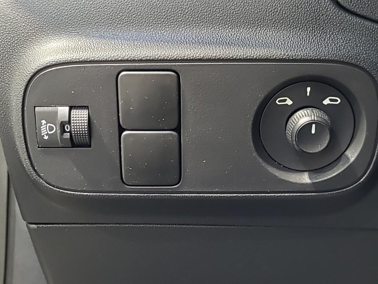 Citroën C3 puretech 83 ch bvm5 plus — photo 25