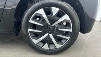 Peugeot 208 1.2 PureTech 100ch S&S Active — photo 11