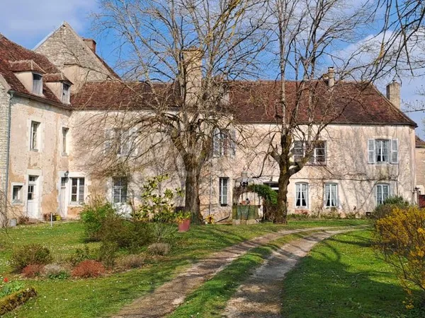 Propriété 11 pièces 395 m²