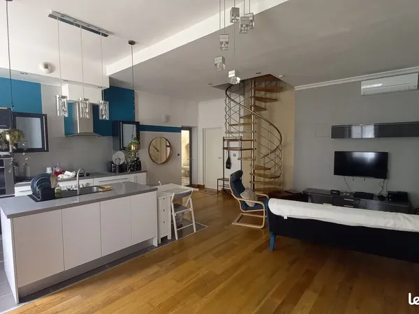 Maison en pierre avec T2 indépendant - Hyper centre Bordeaux