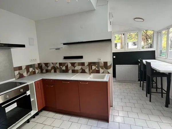 Duplex 87 m² - Quartier Asselin - Jardin privatif 135 m²- 2 à 3 chambres - 259 000