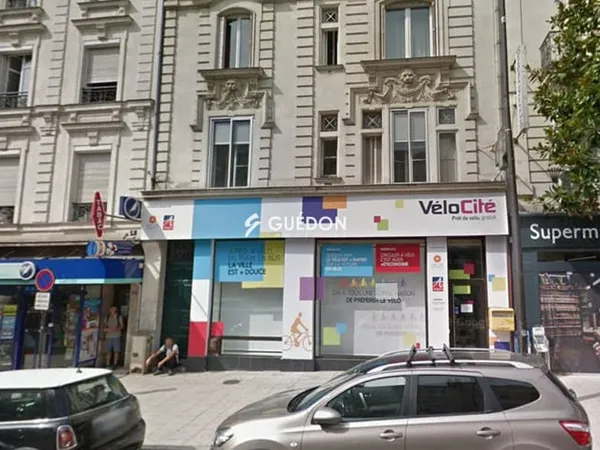 LOCAL COMMERCIAL - 110 M2 - ANGERS GARE
