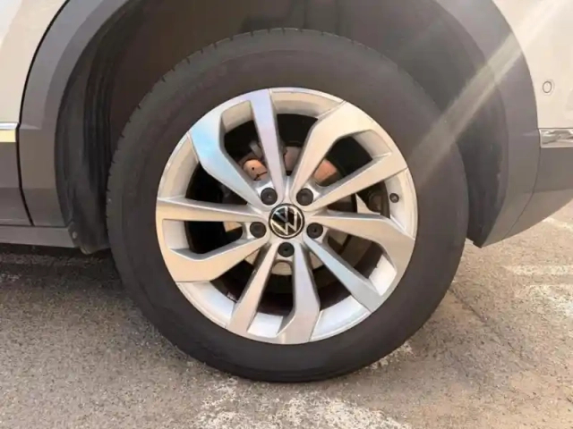 Volkswagen T-Roc 1.5 tsi evo 150ch style dsg7 — photo 13