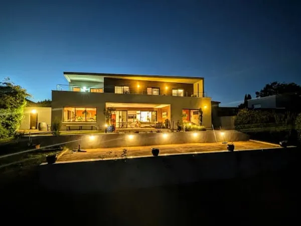 Maison 7 pièces 230 m²
