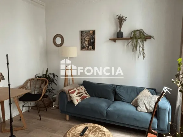 Asnières-sur-Seine - 2 Pièces 29,14 m² - Entièrement Rénové & Immeuble Ravalé