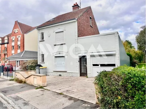 Maison 8 pièces 170 m²