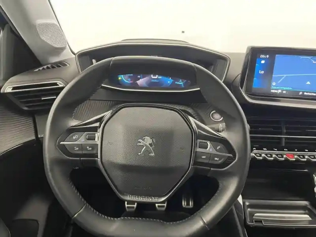 Peugeot 208 puretech 100 s&amp;s bvm6 — photo 23