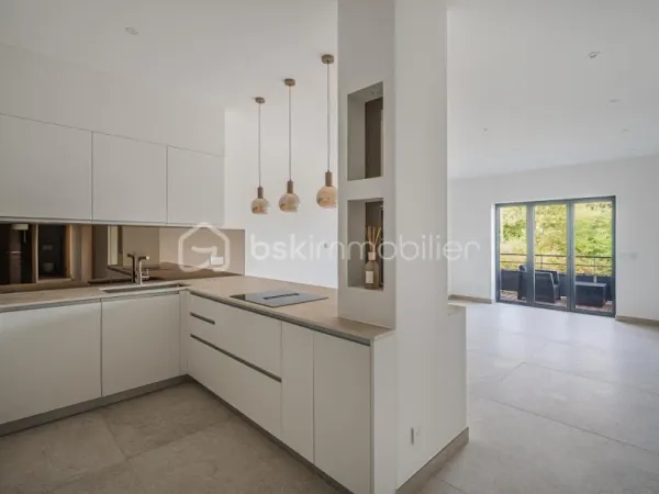 Appartement 4 pièces 94 m²