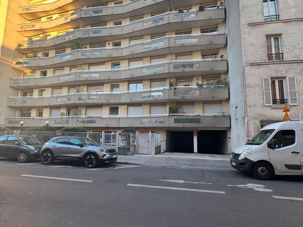 Box / garage Porte de Clignancourt