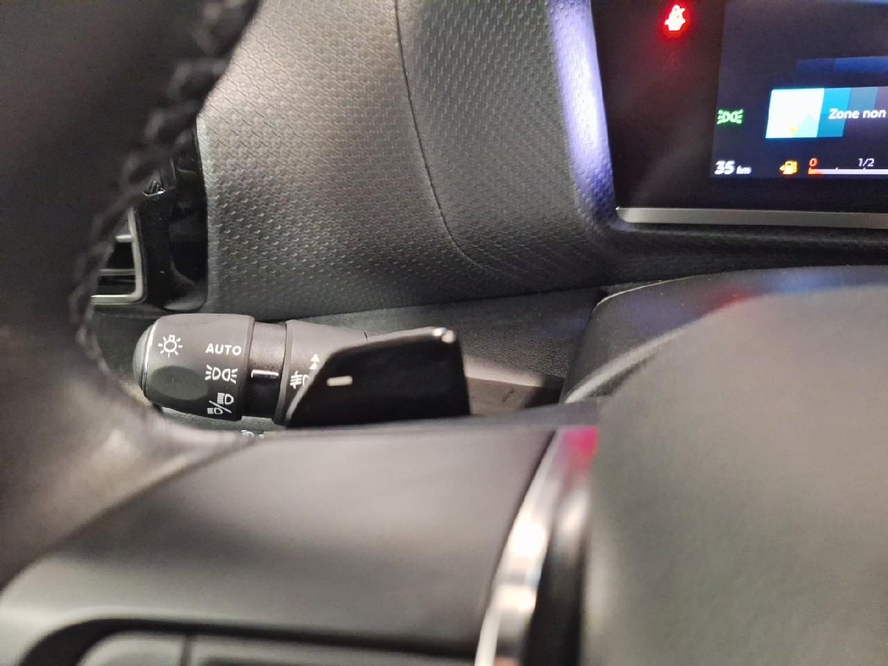 Citroën C4 puretech 130ch s&s shine eat8 — photo 31