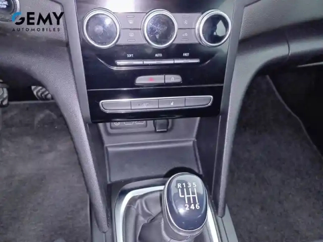 Renault Megane mégane iv berline blue dci 115 - 20 — photo 14