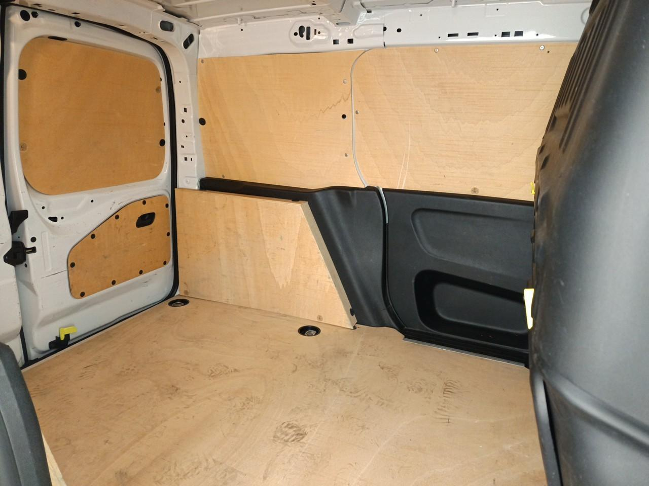 Peugeot Partner fourgon standard 650 kg bluehdi 100 s&s bvm6 premi — photo 10