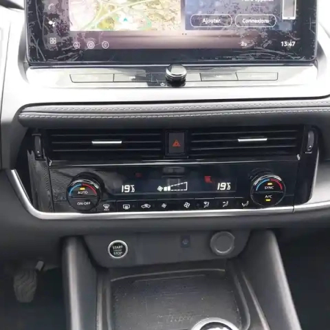 Nissan Qashqai mild hybrid 140 ch — photo 79