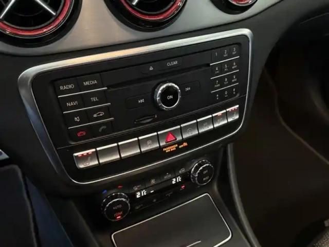 Mercedes Cla mercedes-amg  45 4matic sho — photo 14