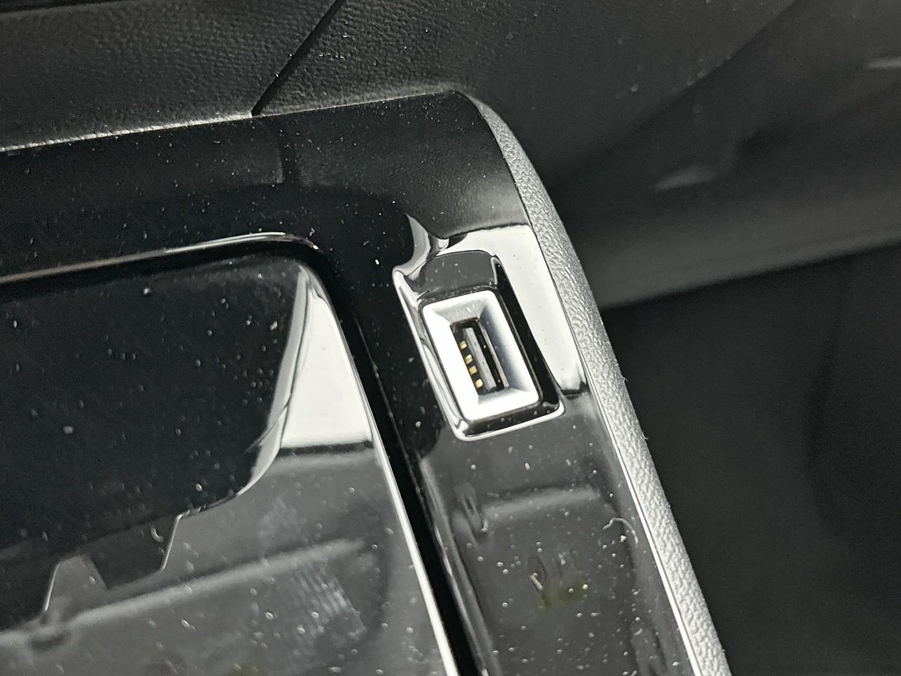 Peugeot 208 puretech 100 s&s bvm6 allure — photo 27